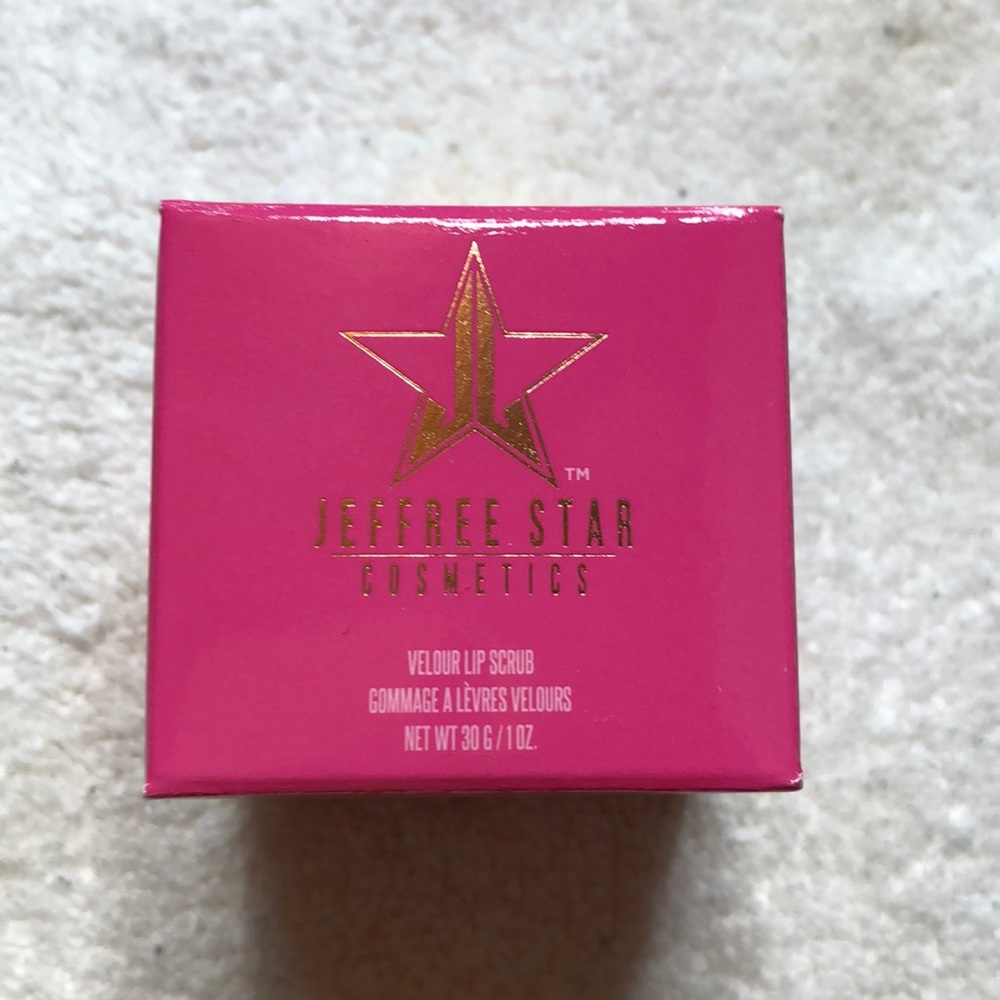 Jeffree star velour lip scrub.